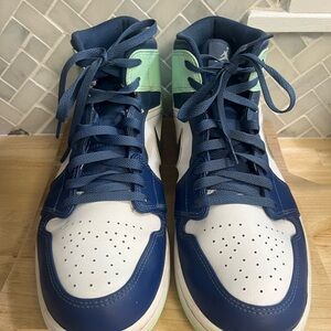 Nike Jordan 1 Mid Mystic - Mens Size 11